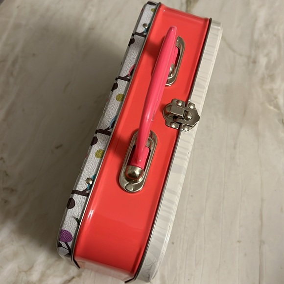 Metal Lunchbox, 10” x 7.5” - Picture 3 of 16